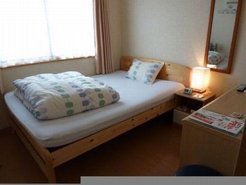 Guesthouse Mintaro Hut Ямагата Стая снимка
